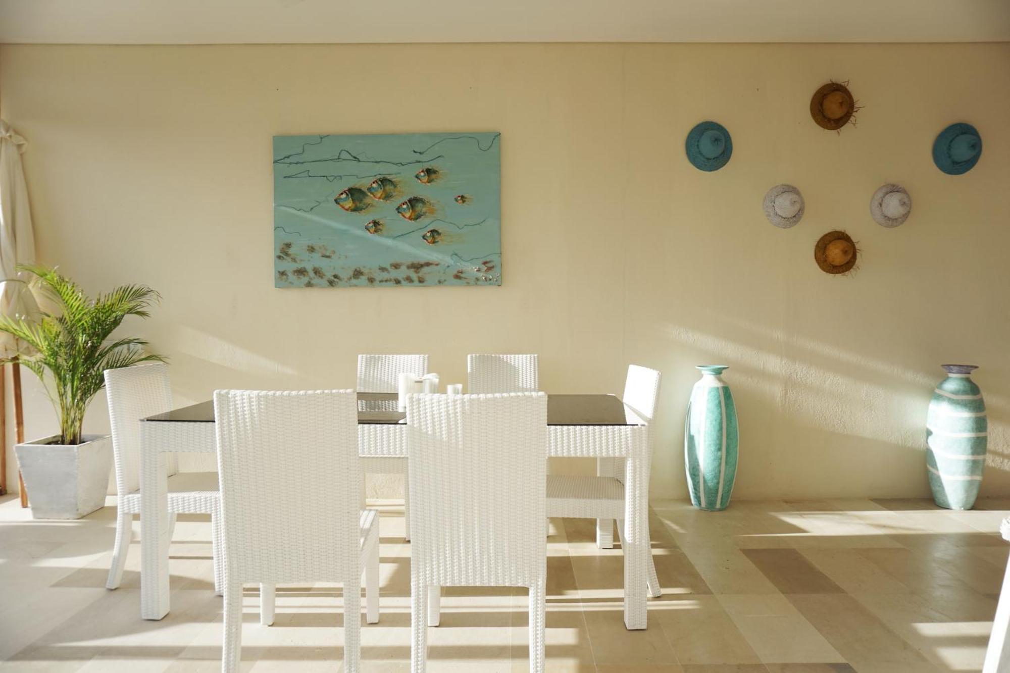 Villa Atas Pelangi Kuta  외부 사진